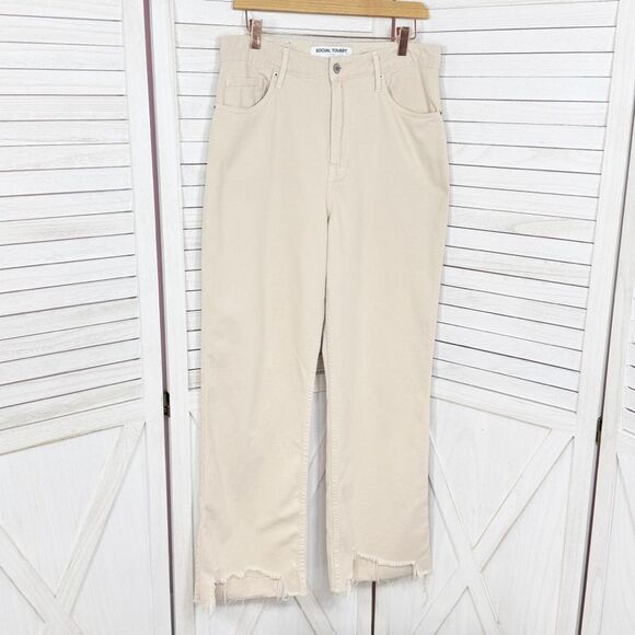 Social Tourist Ultra High Rise Raw Hem Shark Bite Straight Leg Jeans Cream 31 - Picture 1 of 14